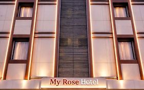 My Rose Hotel